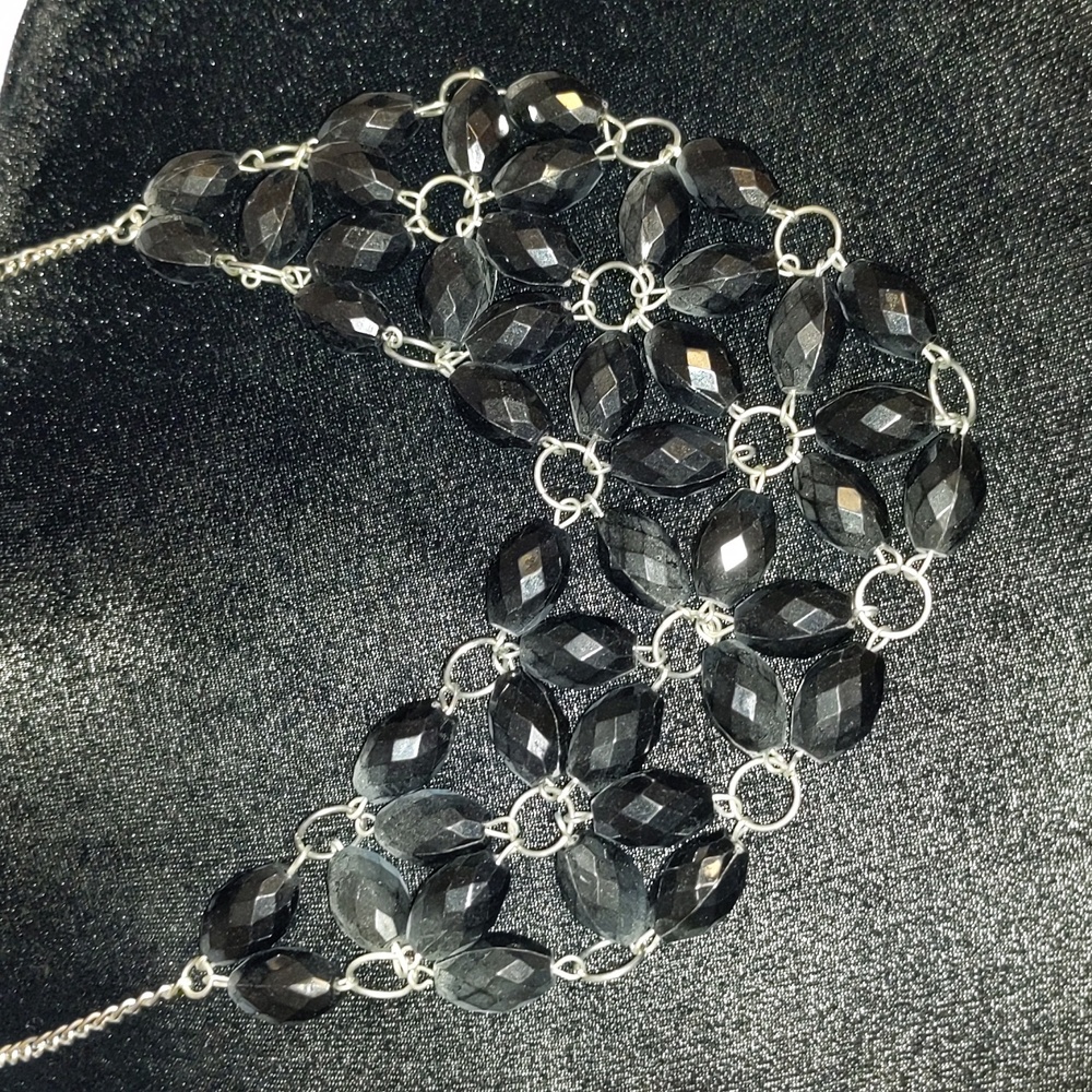 Black Collar bead crystal necklace